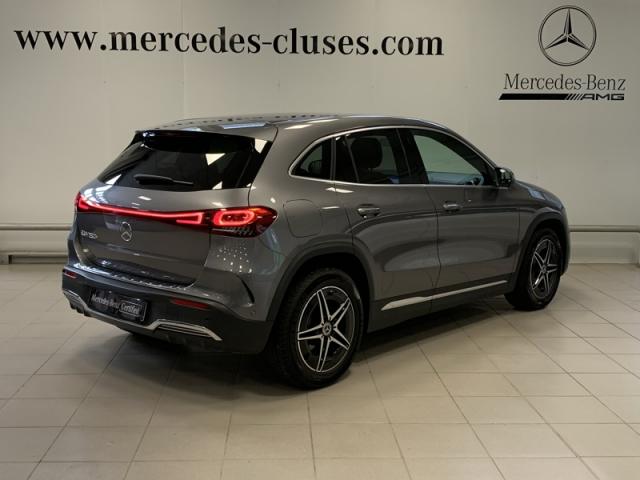Mercedes Benz Eqa image 7