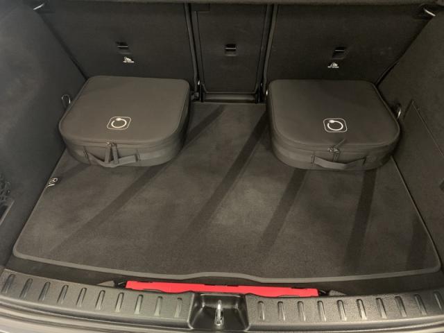 Mercedes Benz Gla image 3