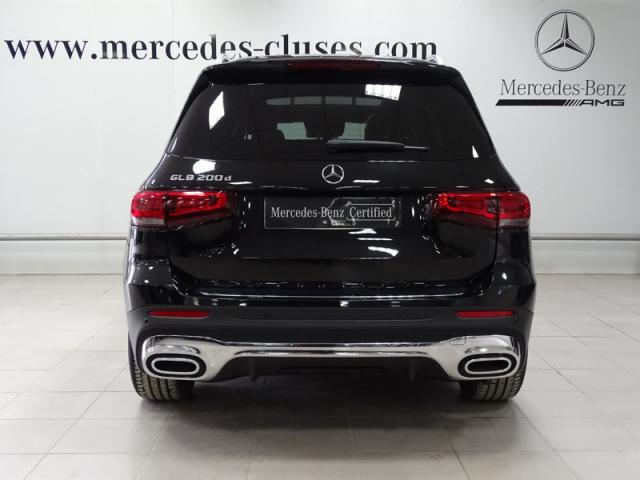 Mercedes Benz Glb image 9