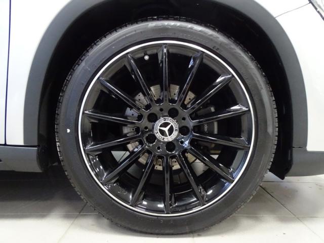 Mercedes Benz Gla image 5