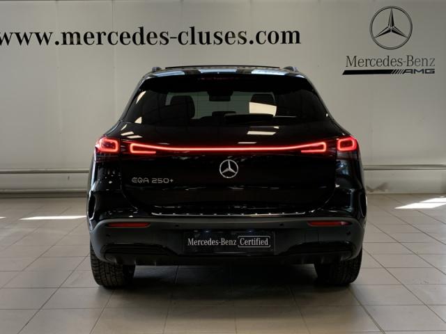 Mercedes Benz Eqa image 7