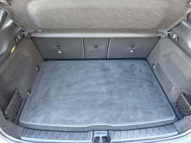 Mercedes Benz Gla image 6