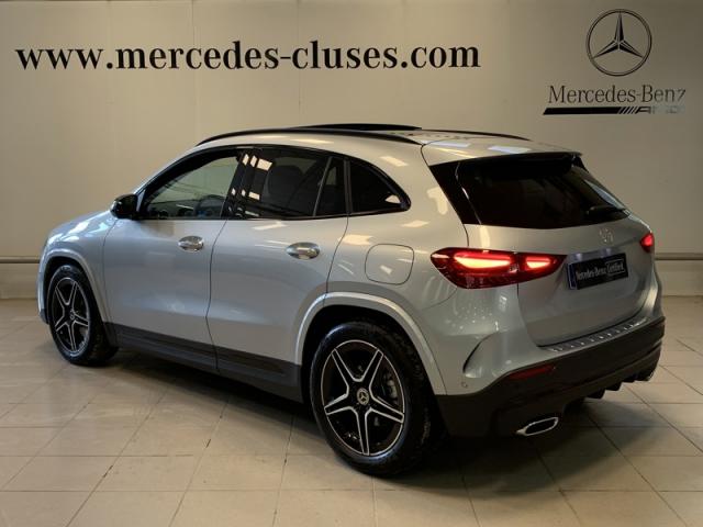 Mercedes Benz Gla image 2