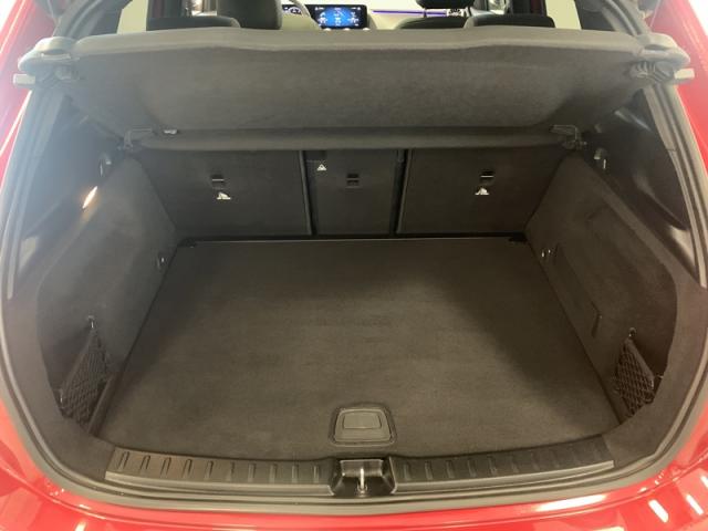 Mercedes Benz Gla image 4