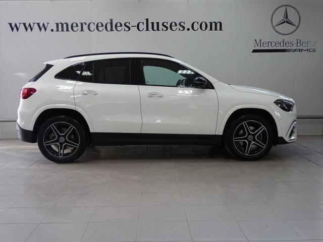 Mercedes Benz Gla image 2