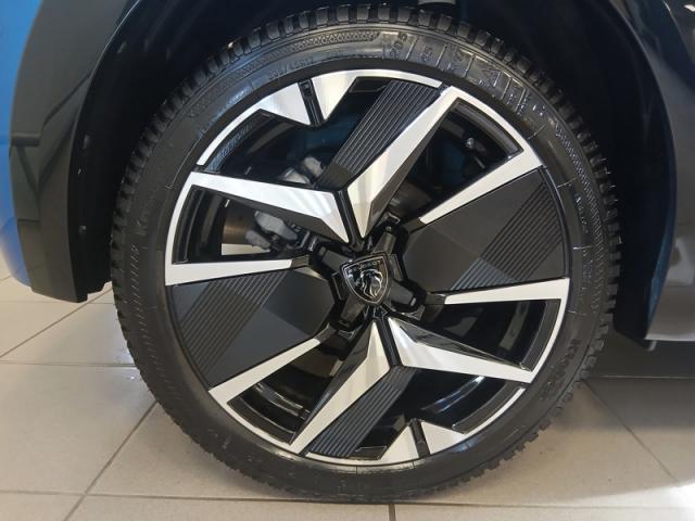 Peugeot 208 image 2