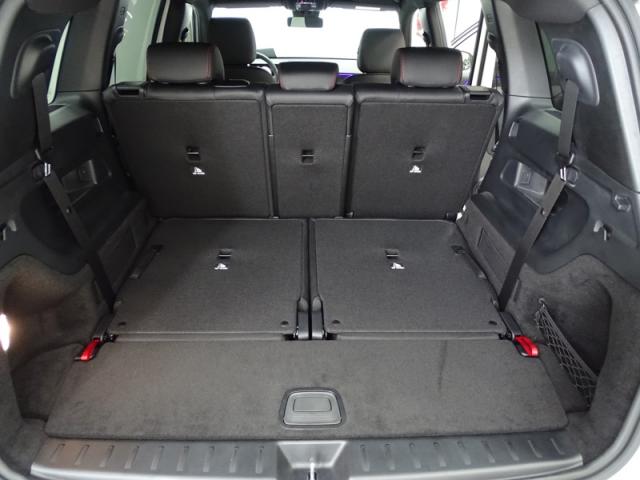 Mercedes Benz Glb image 2