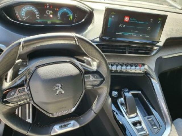 Peugeot 3008 Hybrid image 4