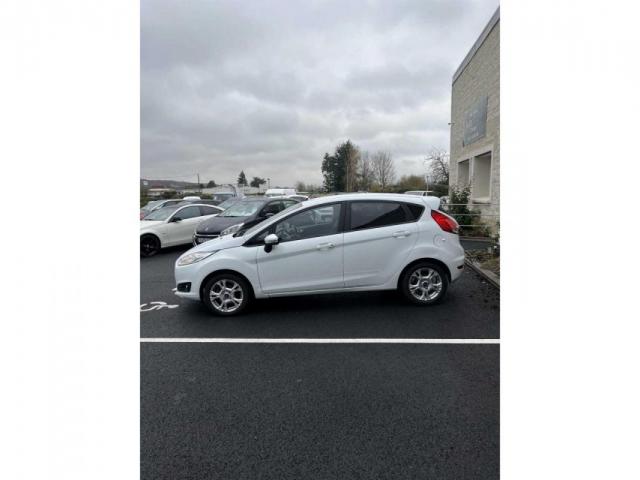 Ford Fiesta image 6