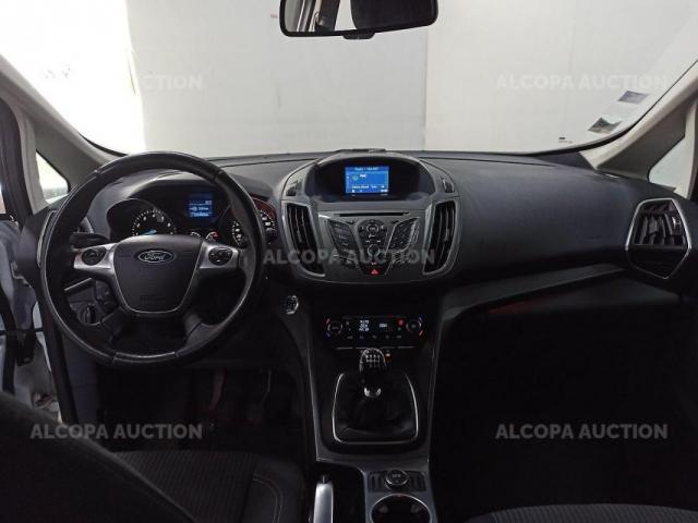 Ford C-Max image 3