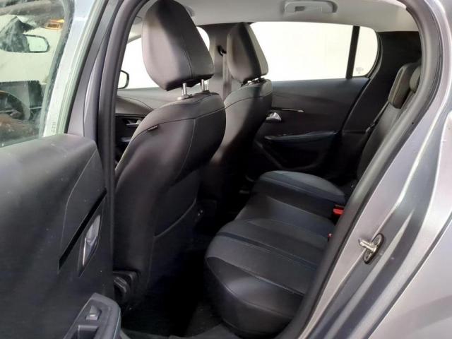 Peugeot 208 image 6