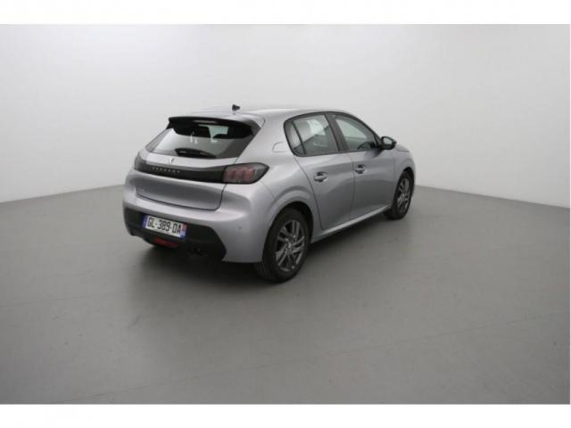 Peugeot 208 image 6