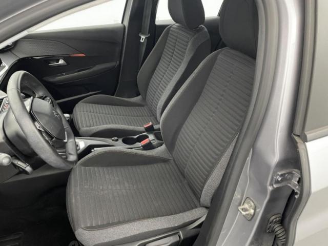 Peugeot 208 image 3