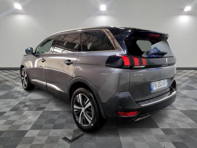 Peugeot 5008 image 3