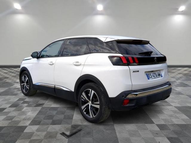 Peugeot 3008 image 2