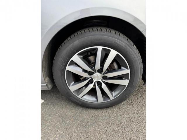 Peugeot 308 image 3