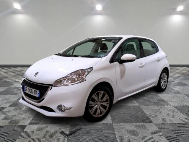 Peugeot 208 image 2