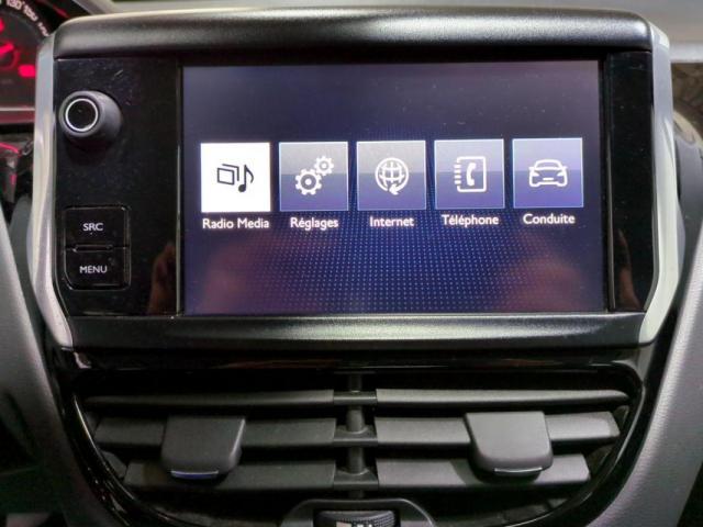Peugeot 208 image 4