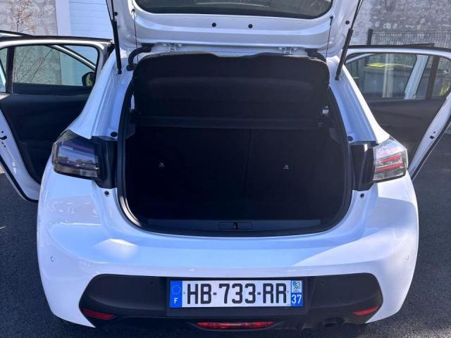Peugeot 208 image 6