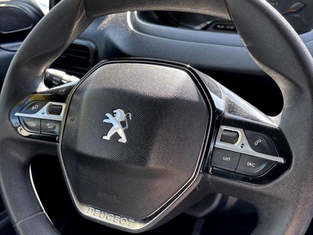 Peugeot Partner image 2
