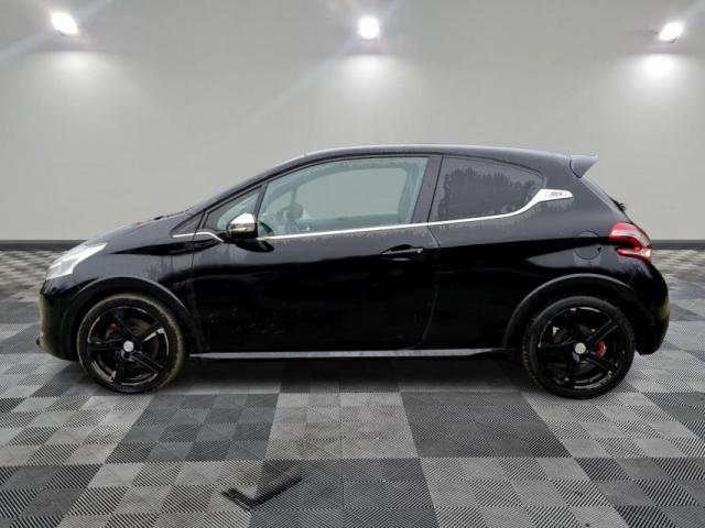 Peugeot 208 image 8