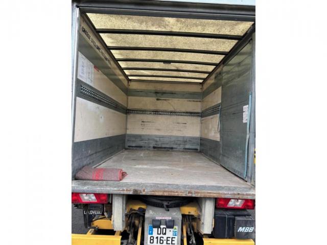 Ford Transit image 3
