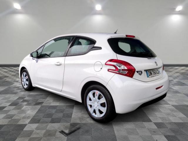Peugeot 208 image 4