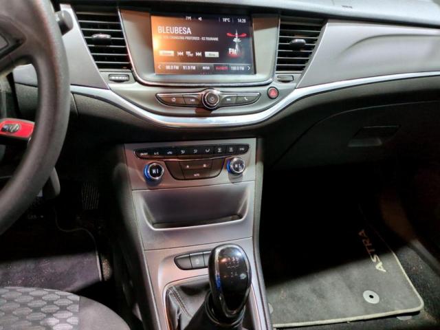 Opel Astra image 8