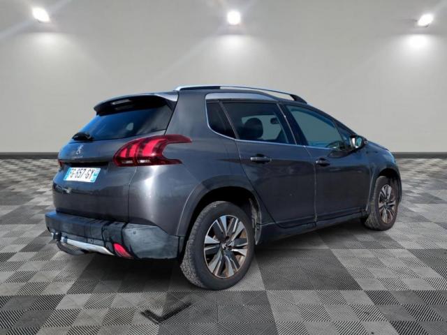 Peugeot 2008 image 1