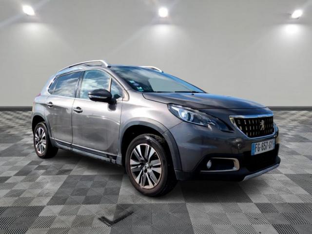Peugeot 2008 image 8