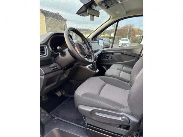 Renault Trafic image 1