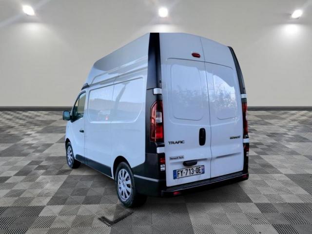 Renault Trafic image 8