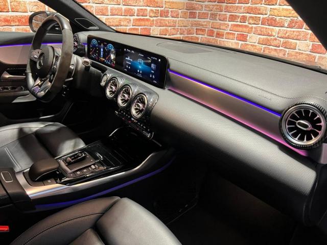 Mercedes Benz Cla image 3