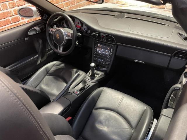 Porsche 911 image 3
