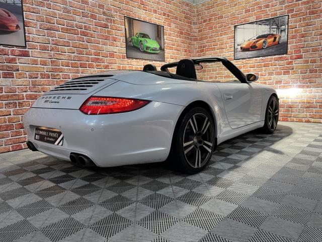 Porsche 911 image 4