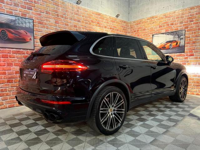Porsche Cayenne image 8