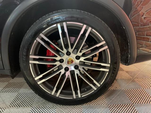 Porsche Cayenne image 6