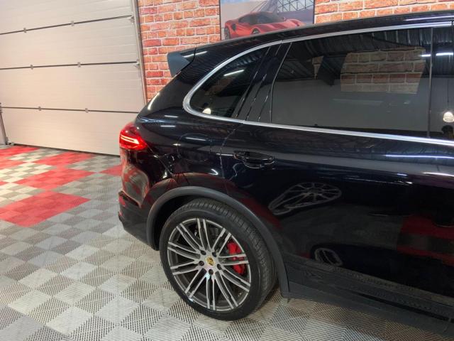 Porsche Cayenne image 1