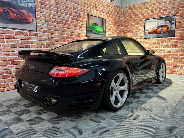 Porsche 911 image 7