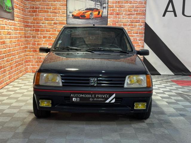 Peugeot 205 image 1