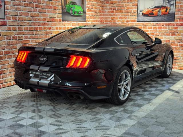 Ford Mustang image 9