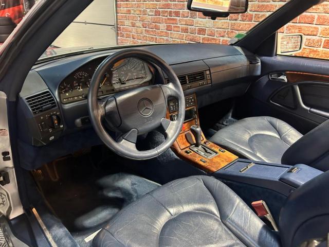 Mercedes Benz Sl 280 image 8