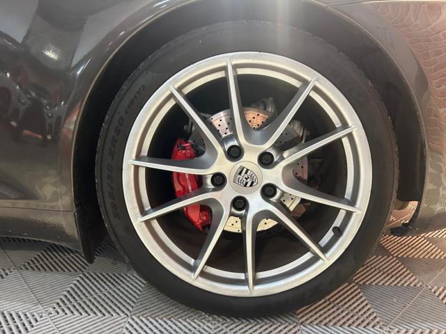 Porsche 911 image 5