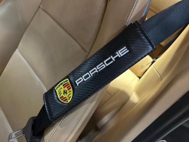 Porsche 911 image 9