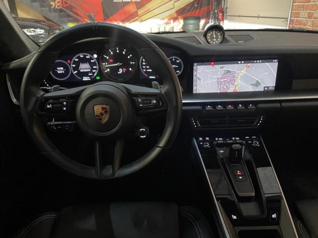 Porsche 911 image 1
