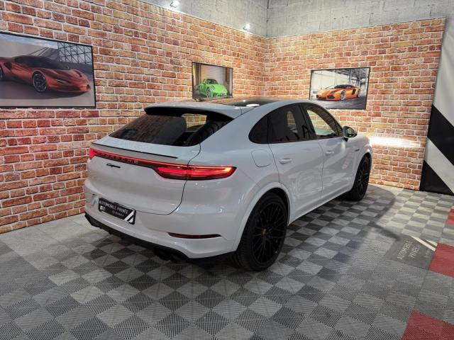 Porsche Cayenne image 9