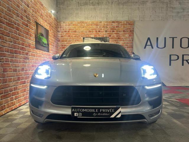 Porsche Macan image 1
