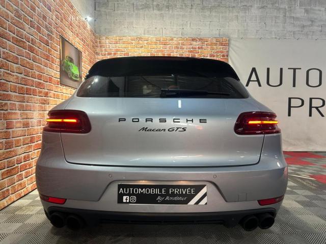 Porsche Macan image 9