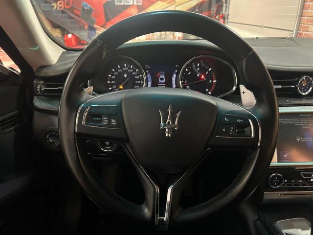 Maserati Quattroporte image 3