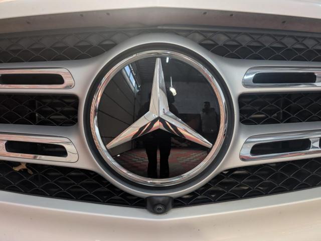 Mercedes Benz Gls image 8